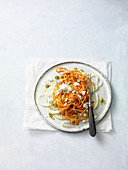 Carrot spirals with fennel salad and feta cheese