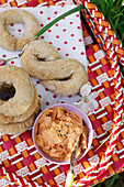 Tomato cream and sesame bread for a summer picnic