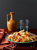 Pasta with prosciutto and cheese