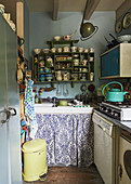 Kleine Küche im Vintagestil