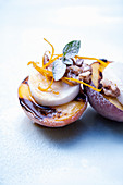 Grilled peaches with goat's cheese and sweet pesto