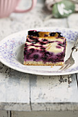 Sour cream cake with blueberries