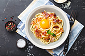 Spaghetti carbonara with egg yolk (Italy)