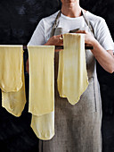 Drying pasta