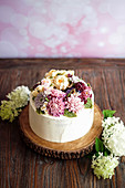 Flower cake with Korean shine buttercream