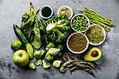 Gesunde proteinreiche grüne Lebensmittel für Veganer und Clean Eating