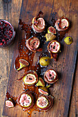 Grilled figs wrapped in pancetta