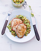 Minute escalopes with guacamole