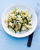 Courgette and pasta salad with sheep's cheese