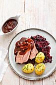 Rhineland beef with red cabbage and potatoes