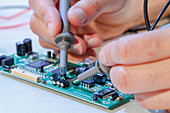 Repairing printed circuit board