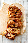 Cinnamon and raisin pull-apart bread