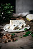 Gorgonzola auf runder Servierplatte