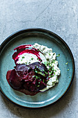 Oven-roasted beetroot with fourme d'Ambert