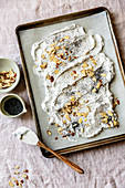Baking an almond and poppy seed meringue