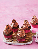 Cupcakes aus Plätzchenteig mit Erdnussbuttercreme