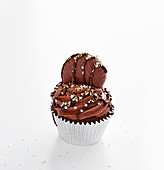A brownie cupcake with caramel cookies (Australia)