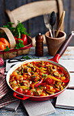 Hot pot with beans, peppers and sausages (Spain)