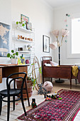 Kinderzimmer im Vintagestil mit Designklassikern