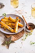Goats cheese cigars with honey and thyme