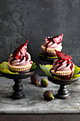 Iced fig cupcakes