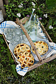 Chicken and spinach tarts for a picnic