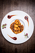 Patia curry with shrimp (India)
