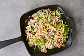 Wholemeal pasta with Savoy cabbage