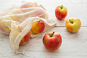 Organic apples stored in a net (plastic free)