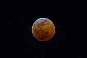 Total lunar eclipse just before totality, July 2018