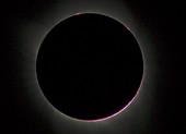 Total solar eclipse, solar prominences