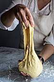 Kneeding yeast dough