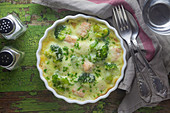 Broccoli and salmon gratin