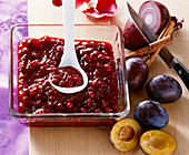 Plum chutney with red onions and cinnamon