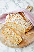 Pot bread with Italian wheat sour dough (Lievito Madre)