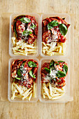 Quick pasta with sausage, tomatoes and basil