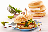 Tuna burger with mango and lime mayonnaise