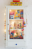 Colorful toy cabinet