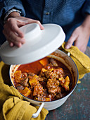 Vindaloo Curry zubereiten