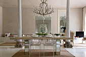 Exclusive dining room in Mediterranean designer style