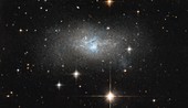 Galaxy IC 4870 with an active galactic nucleus, Hubble image