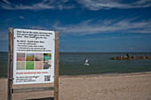 Toxic algae in Lake Erie, Ohio, USA
