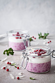 Overnight oats with lingonberries and vanilla yogurt