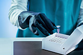 Cryopreservation of biological sample