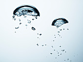 Air bubbles in liquid