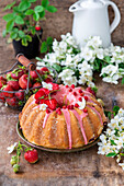 Yeast cake with strawberry glaze
