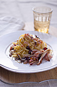 Spaghetti cacio e pepe with radicchio