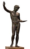 Marathon Boy bronze statue.