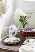 Cake and vintage-style crockery