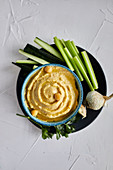 Chickpea hummus with fresh vegetables